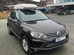 Brun Begagnad 2016 VW Touareg SUV | 179 500 kr (Bra pris)