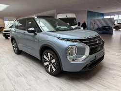 Ny 2025 Mitsubishi Outlander P-HEV Edition SUV | 569 900 kr