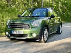 Grön Begagnad 2015 Mini Cooper D Countryman Chili SUV | 120 000 kr (Marknadspris)