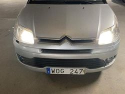 Silver Begagnad 2005 Citroën C4 Halvkombi | 20 000 kr (Marknadspris)
