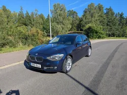 Blå Begagnad 2012 BMW 118 Halvkombi | 61 999 kr (Marknadspris)