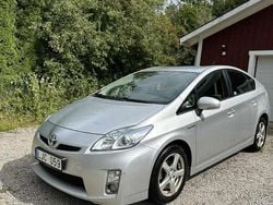 Silver Begagnad 2011 Toyota Prius Halvkombi | 90 000 kr (Marknadspris)