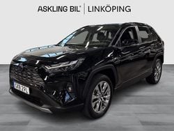 Svart Begagnad 2024 Toyota RAV4 Hybrid Executive SUV | 454 000 kr (Marknadspris)