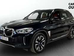 Svart Begagnad 2021 BMW iX3 SUV | 364 900 kr (Marknadspris)