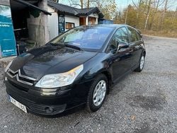 Svart Begagnad 2007 Citroën C4 Halvkombi | 28 000 kr (Marknadspris)