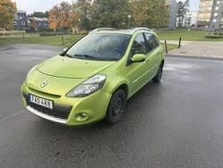 Grön Begagnad 2010 Renault Clio GrandTour Kombi | 25 000 kr (Bra pris)