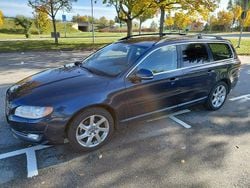 Blå Begagnad 2014 Volvo V70 Momentum Kombi | 60 000 kr (Marknadspris)