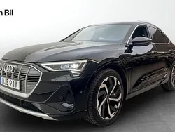 Mytsvart metallic Begagnad 2022 Audi e-tron Sportback S-Line SUV | 489 000 kr (Marknadspris)