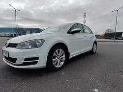 Vit Begagnad 2014 VW Golf VII Halvkombi | 59 000 kr