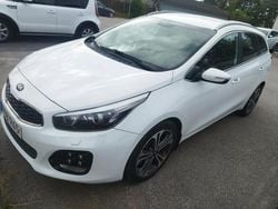 Vit Begagnad 2015 Kia Ceed Sportswagon GT-Line Kombi | 114 900 kr (Marknadspris)