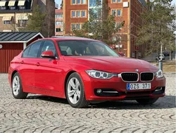Röd Begagnad 2014 BMW 320 Sport Line Sedan | 120 000 kr (Superpris)