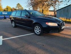 Blå Begagnad 2008 Volvo V70 Kinetic Kombi | 48 000 kr (Bra pris)