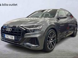 Grå Begagnad 2020 Audi Q8 SUV | 679 900 kr