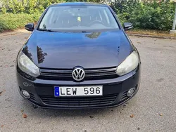Svart Begagnad 2011 VW Golf VI Halvkombi | 58 500 kr (Marknadspris)