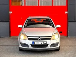 Grå Begagnad 2006 Opel Astra Kombi | 29 900 kr (Marknadspris)