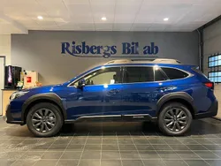 Blå Ny 2024 Subaru Outback SUV | 451 800 kr