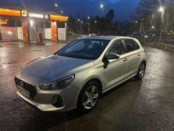 Silver Begagnad 2018 Hyundai i30 Halvkombi | 125 000 kr (Bra pris)