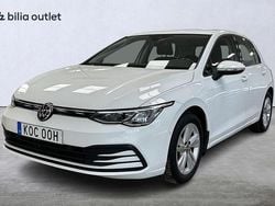 Vit Begagnad 2020 VW Golf VIII Halvkombi | 179 000 kr (Marknadspris)