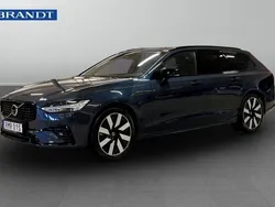 Mörkblå (blå) Begagnad 2024 Volvo V90 Plus Kombi | 519 900 kr (Marknadspris)