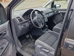 Svart Begagnad 2012 VW Touran Minibuss | 62 500 kr (Superpris)