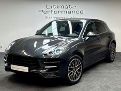 Grå Begagnad 2018 Porsche Macan Turbo Performance Package SUV | 499 000 kr (Marknadspris)