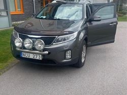 Grå Begagnad 2013 Kia Sorento SUV | 105 000 kr (Marknadspris)