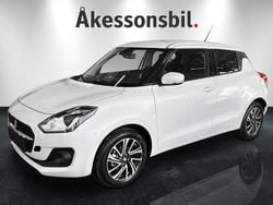Vit Begagnad 2023 Suzuki Swift Halvkombi | 209 900 kr (Lite dyr)