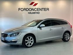 Silver Begagnad 2017 Volvo V60 Momentum Kombi | 149 900 kr (Marknadspris)