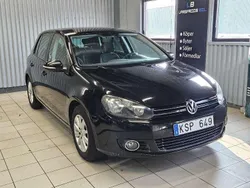 Svart Begagnad 2011 VW Golf Halvkombi | 49 900 kr (Marknadspris)