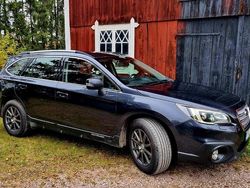 Grå Begagnad 2015 Subaru Outback SUV | 122 000 kr (Marknadspris)