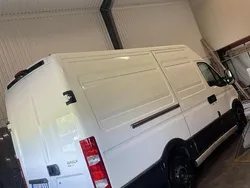 Vit Begagnad 2010 Iveco Daily Van | 99 900 kr