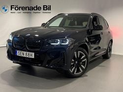 Svart Begagnad 2024 BMW iX3 Shadowline SUV | 589 000 kr (Marknadspris)