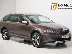 Mörkbrun Begagnad 2016 Skoda Octavia Scout Kombi | 144 700 kr (Lite dyr)