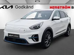 Vit Begagnad 2022 Kia e-Niro Advance SUV | 295 000 kr (Marknadspris)