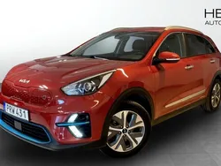 Röd (red) Begagnad 2022 Kia e-Niro 2 SUV | 279 000 kr (Marknadspris)
