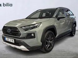 Grön Begagnad 2022 Toyota RAV4 Hybrid SUV | 389 900 kr (Marknadspris)