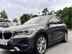 Grå Begagnad 2021 BMW X1 Sport Line SUV | 279 000 kr (Marknadspris)