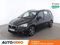 Svart Begagnad 2016 BMW 218 Gran Tourer Sport Line Minibuss | 153 000 kr