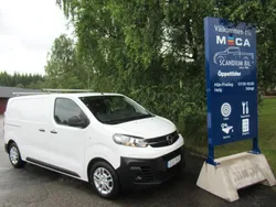 Vit Begagnad 2021 Opel Vivaro Van | 248 750 kr (Bra pris)