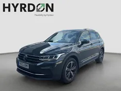 Grå Begagnad 2023 VW Tiguan SUV | 339 000 kr (Marknadspris)