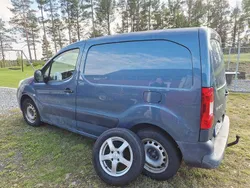 Blå Begagnad 2008 Peugeot Partner Minibuss | 32 000 kr (Marknadspris)