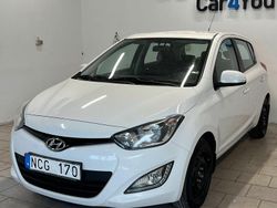 Vit Begagnad 2012 Hyundai i20 Premium Halvkombi | 42 500 kr (Marknadspris)