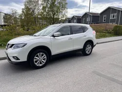 Vit Begagnad 2016 Nissan X-Trail SUV | 94 000 kr (Bra pris)