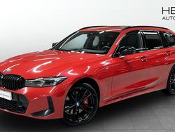 Röd (red) Begagnad 2023 BMW 330e Shadowline Kombi | 478 700 kr