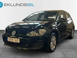Svart Begagnad 2016 VW Golf VII Halvkombi | 149 000 kr (Marknadspris)