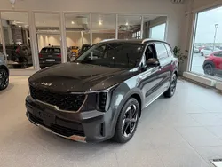 Ny 2025 Kia Sorento 2 SUV | 624 899 kr (Marknadspris)
