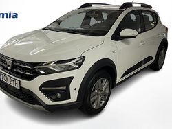 Vit Begagnad 2022 Dacia Sandero Comfort SUV | 139 000 kr (Marknadspris)