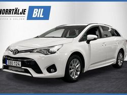 Vit Begagnad 2015 Toyota Avensis Active Kombi | 109 900 kr (Marknadspris)