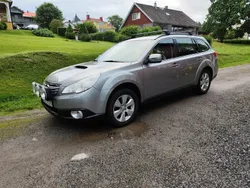 Silver Begagnad 2010 Subaru Outback SUV | 35 000 kr (Marknadspris)