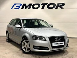 Silver Begagnad 2012 Audi A3 Sportback Attraction Halvkombi | 74 900 kr (Marknadspris)